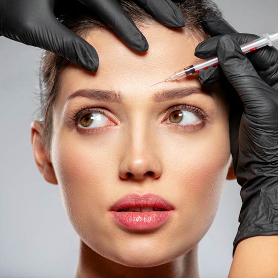 Botox®: Cirurgia Plástica sem cortes no rosto. Como funciona e para que serve a Toxina Botulínica?